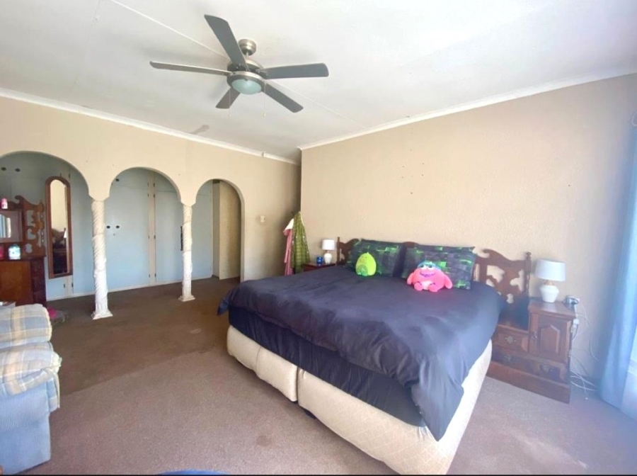 4 Bedroom Property for Sale in Wilkoppies North West